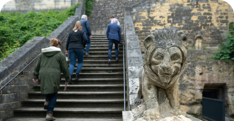 Betreedt de kasteelruine in Valkenburg